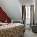 Hotel De Seze 4*