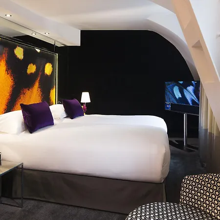 Hotel De Seze 4*