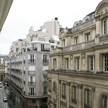 دي سيز فندق باريس